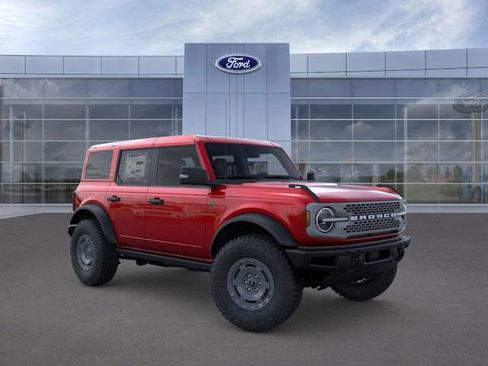 New 2025 Ford Bronco Badlands image 7