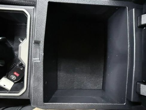 Used 2025 Toyota Tacoma SR5 RWD image 29