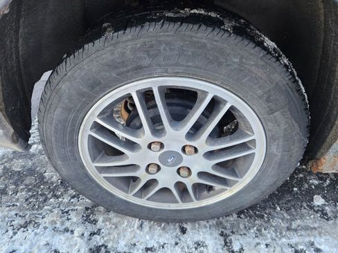 Used 2011 Ford Focus SE w/ 201A Rapid Spec Order Code image 21