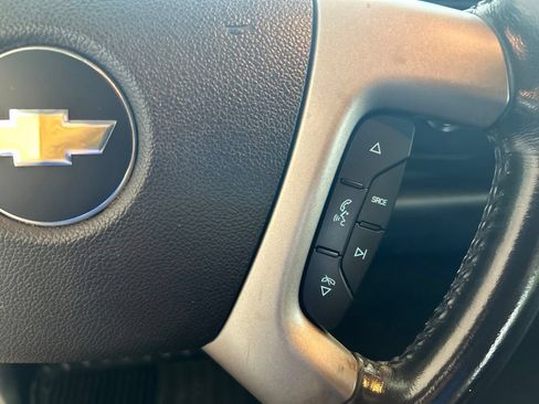 Used 2014 Chevrolet Silverado 2500 LT w/ Z71 Appearance Package AWD/4WD image 44