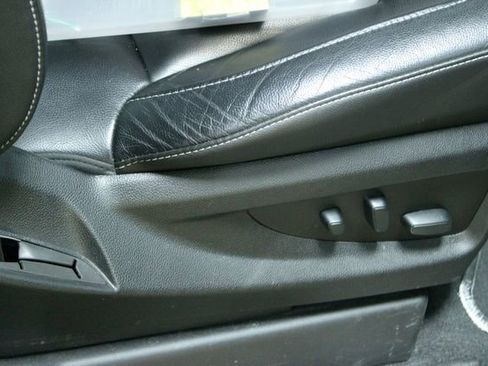 Used 2019 Chevrolet Suburban LT w/ LT Signature Package image 13