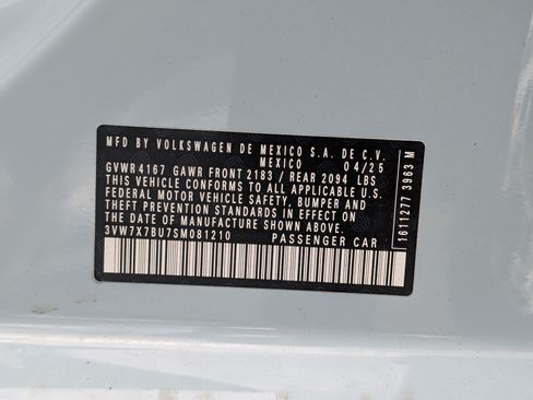 Used 2025 Volkswagen Jetta SE w/ Sunroof Package FWD image 39