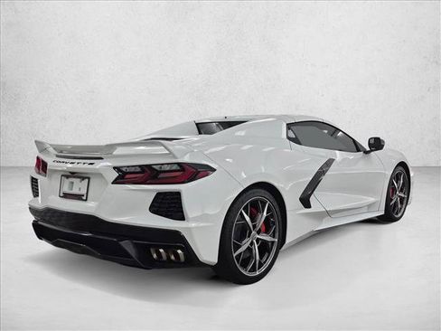 Used 2022 Chevrolet Corvette Stingray Preferred Conv w/ Z51 Performance Package RWD image 5