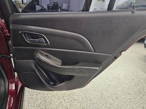 Used 2015 Chevrolet Malibu LT FWD image 36
