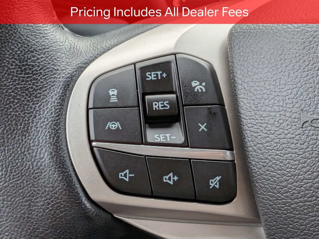 Used 2022 Ford Explorer Limited w/ Equipment Group 301A RWD image 28