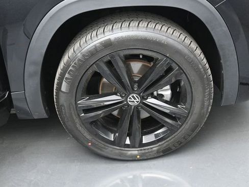 Used 2023 Volkswagen Atlas Cross Sport SEL R-Line image 41