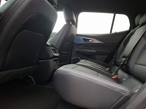 New 2026 Chevrolet Equinox EV LT AWD/4WD image 7