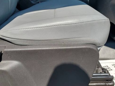 Used 2018 Ford Transit 150 130 Low Roof image 39