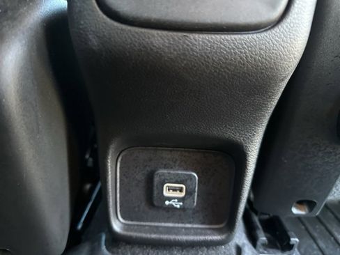 Used 2020 Jeep Compass Sport image 14