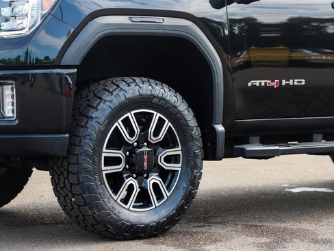 Used 2023 GMC Sierra 3500 AT4 w/ AT4 Preferred Package AWD/4WD image 31