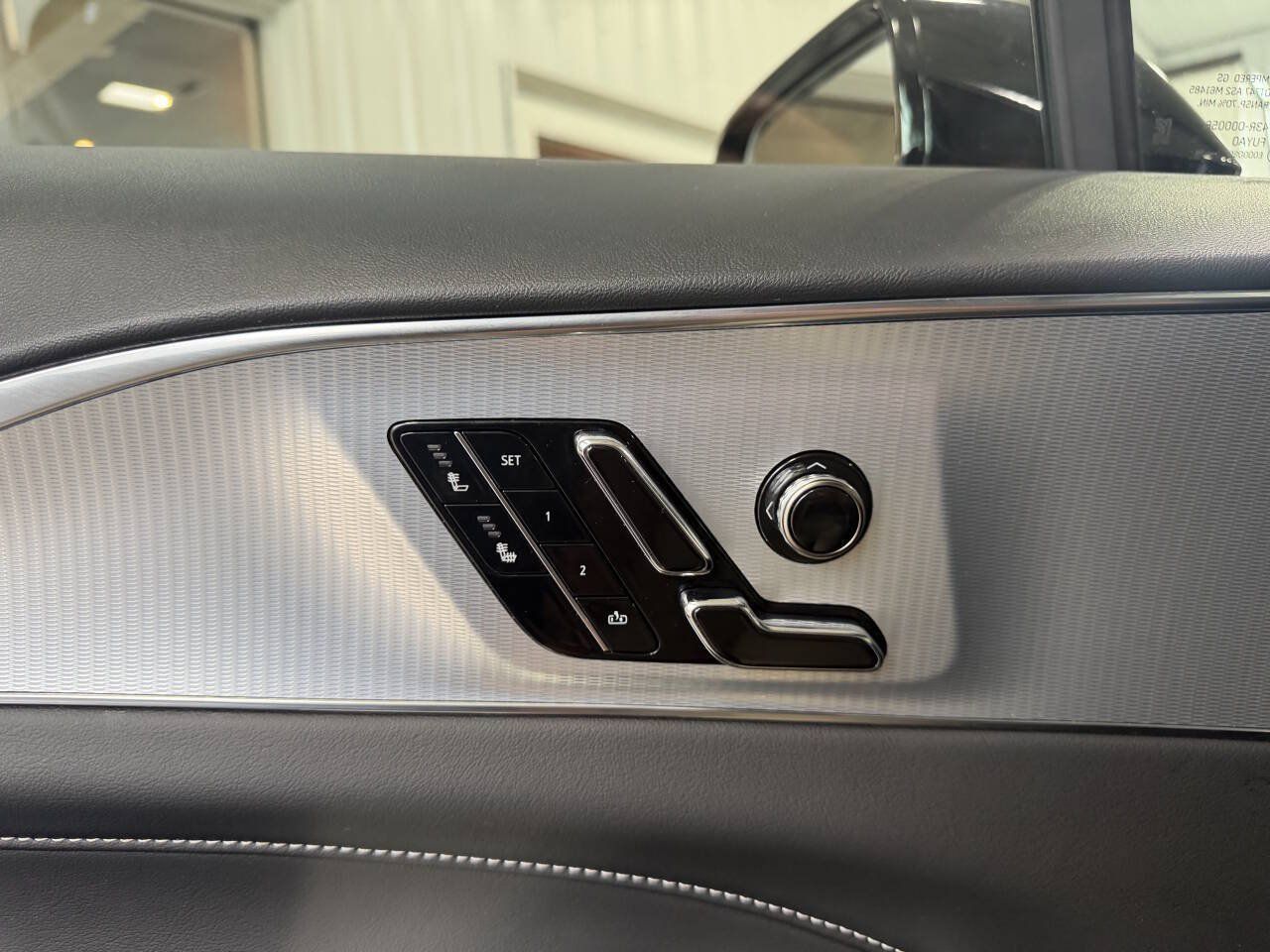 Used 2024 Cadillac Lyriq Tech w/ LPO, Floor Liner Package AWD/4WD image 11
