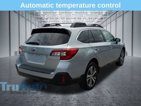 Used 2019 Subaru Outback 2.5i Limited AWD/4WD image 8