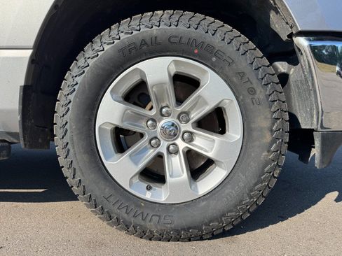 Used 2019 RAM 1500 Tradesman w/ SXT Appearance Group AWD/4WD image 13