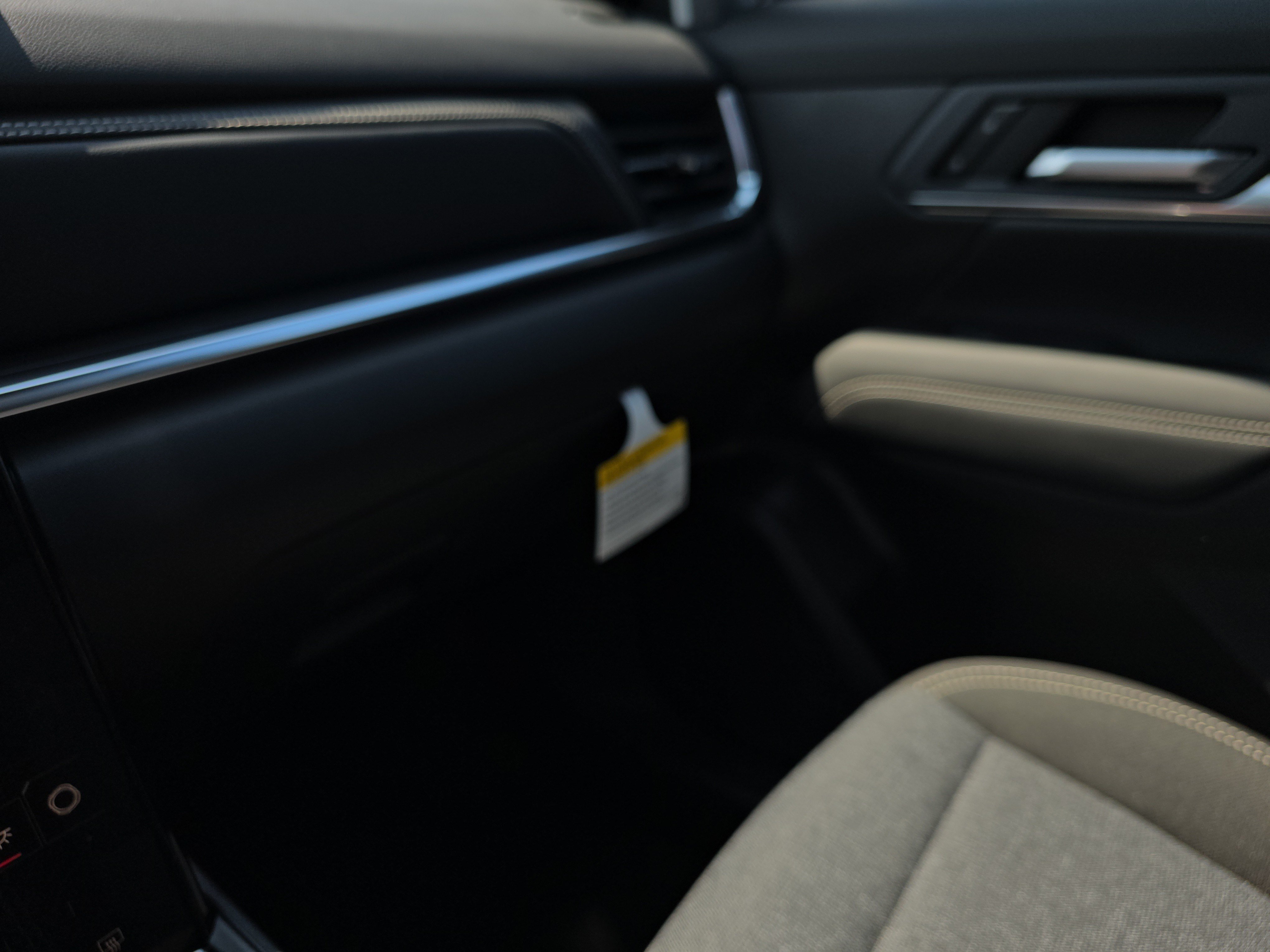 New 2027 GMC Terrain Elevation FWD image 33