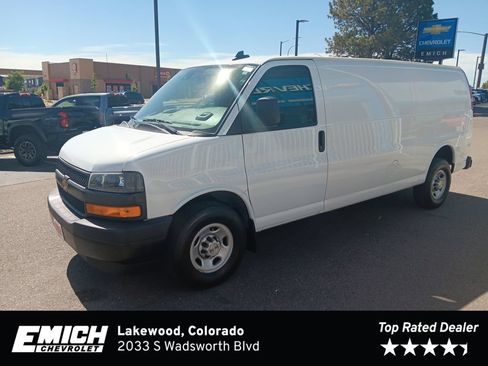 Used 2024 Chevrolet Express 3500 Extended w/ Driver Convenience Package RWD image 1