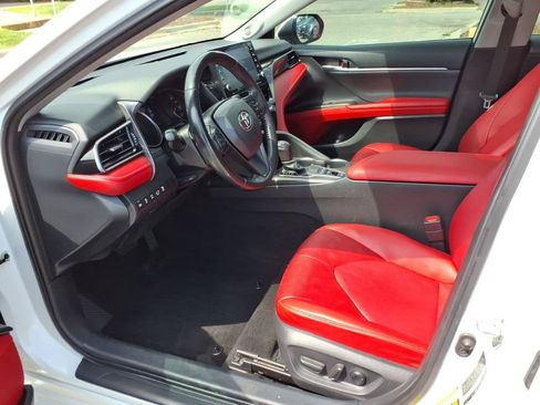 Used 2022 Toyota Camry XSE w/ Navigation Package FWD image 10