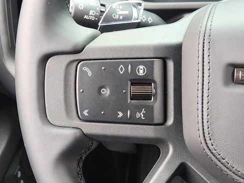 New 2026 Land Rover Defender 110 OCTA AWD/4WD image 27