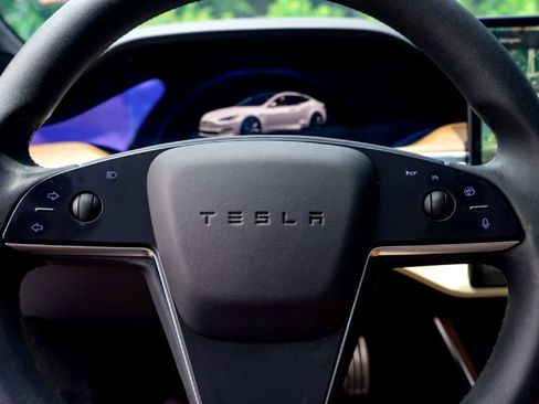 Used 2023 Tesla Model S Standard Range AWD/4WD image 13