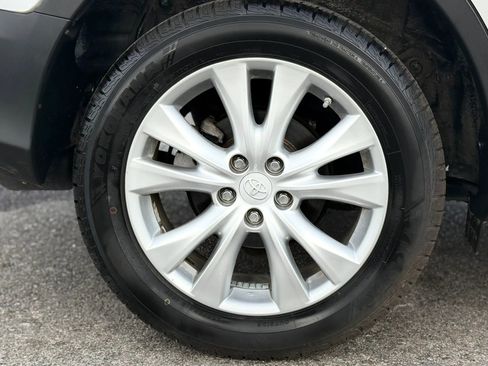 Used 2013 Toyota RAV4 Limited AWD/4WD image 46
