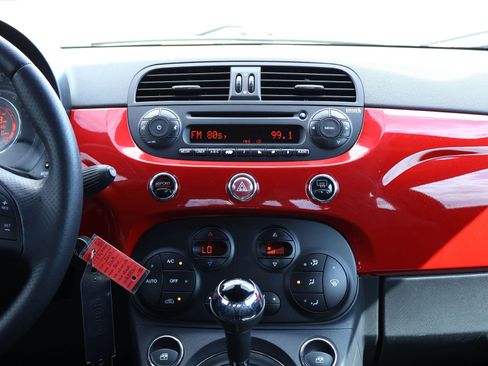 Used 2014 FIAT 500 Sport w/ Comfort/Convenience Group image 15