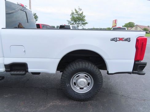 Used 2024 Ford F350 XL AWD/4WD image 14