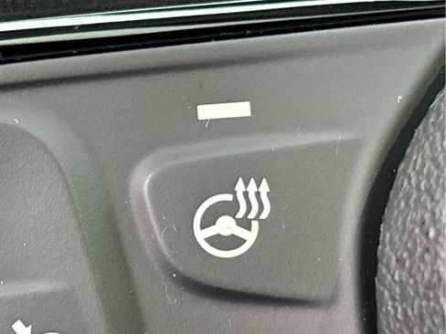 Certified 2022 Chevrolet Equinox RS w/ RS Leather Package image 16