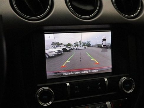 Used 2020 Ford Mustang GT Premium image 16