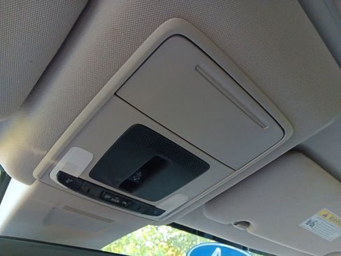 Used 2024 Honda CR-V EX-L image 19