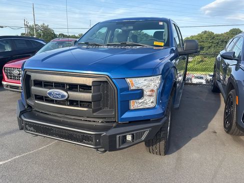 Used 2017 Ford F150 XL w/ Equipment Group 101A Mid AWD/4WD image 2