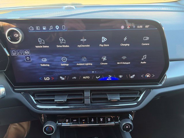 Used 2026 Chevrolet Equinox EV RS AWD/4WD image 22