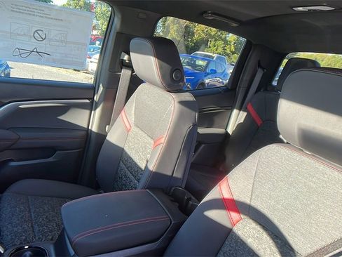 New 2026 Chevrolet Colorado Z71 image 15