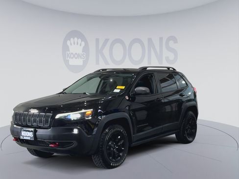 Used 2021 Jeep Cherokee Trailhawk w/ Sun, Sound & Nav Group AWD/4WD image 5
