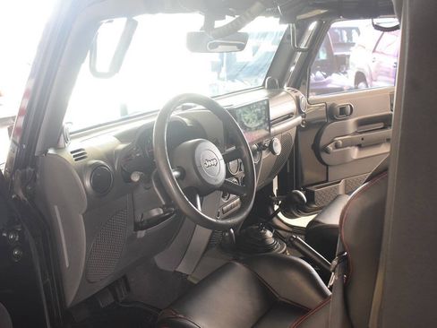 Used 2008 Jeep Wrangler X AWD/4WD image 41