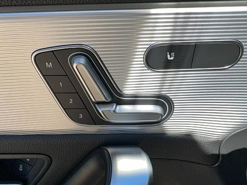 Used 2021 Mercedes-Benz A 220 image 17