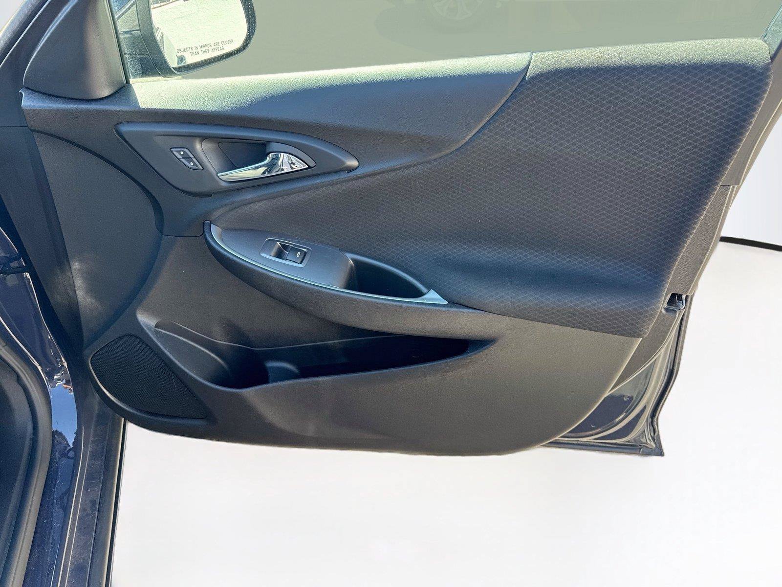 Used 2025 Chevrolet Malibu LT FWD image 10