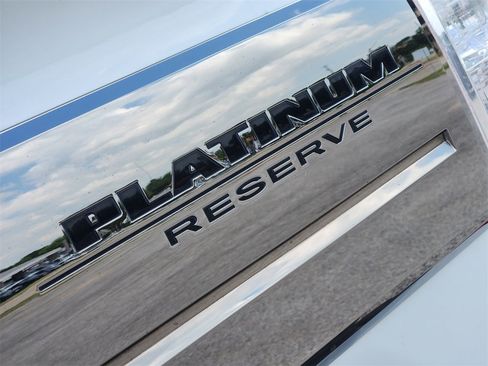 Used 2019 Nissan Titan Platinum Reserve w/ Platinum Utility Package image 8