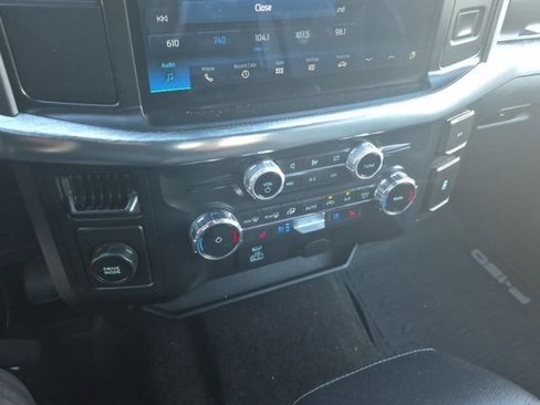 Used 2022 Ford F150 Lariat image 9