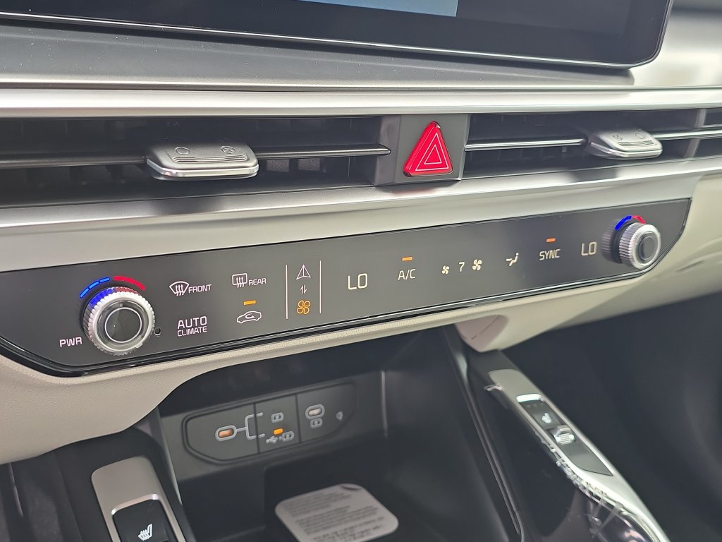 New 2026 Kia Sorento S FWD image 25