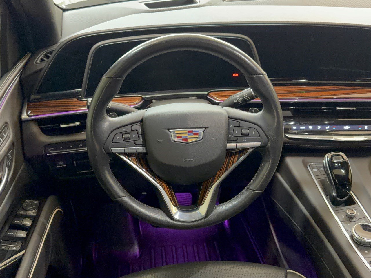 Used 2021 Cadillac Escalade Premium Luxury w/ Driver Assist Tech Package AWD/4WD image 10