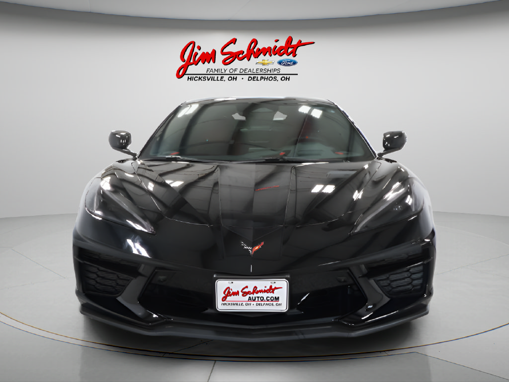 Used 2024 Chevrolet Corvette Stingray Premium Cpe w/ Z51 Performance Package RWD image 3