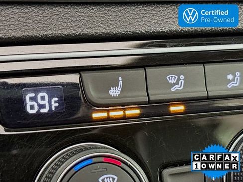 Certified 2022 Volkswagen Atlas SE w/ Panoramic Sunroof Package image 20