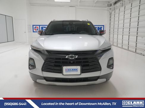 Used 2022 Chevrolet Blazer LT w/ Redline Edition FWD image 2