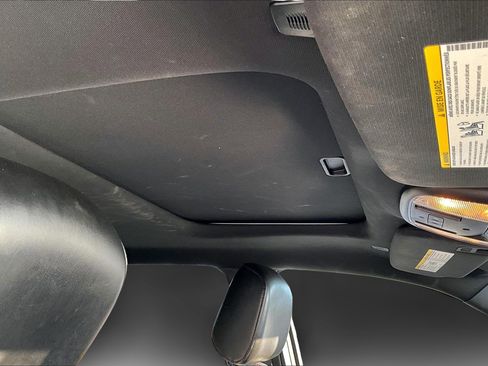 Used 2023 Dodge Durango GT image 28