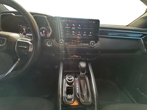 Used 2024 GMC Canyon Elevation w/ Convenience Package image 12