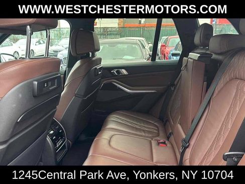 Used 2020 BMW X5 M50i w/ Premium Package AWD/4WD image 27