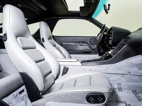 Used 1995 Porsche 928 GTS image 14