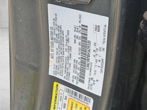 Used 2017 Lincoln Continental Reserve w/ Climate Package image 26