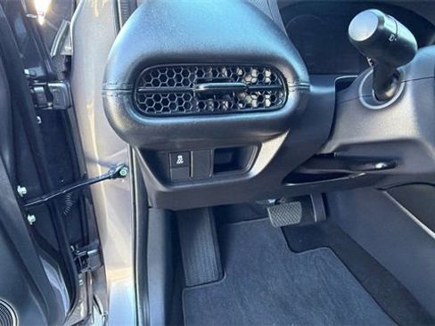 Used 2024 Honda HR-V LX image 30