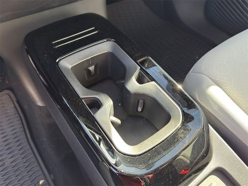 Used 2022 Volkswagen ID.4 Pro S image 17