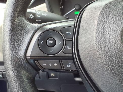 Used 2024 Toyota Corolla LE image 46